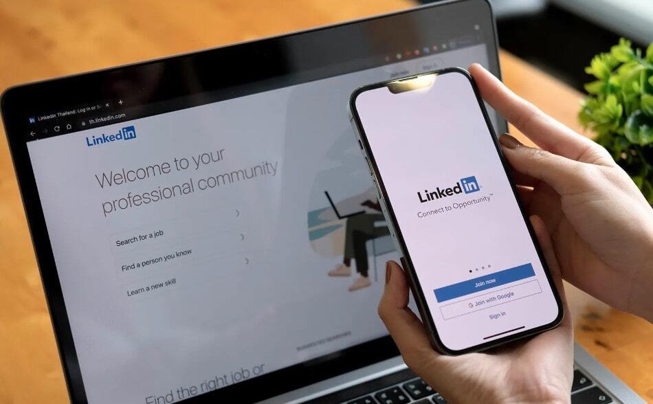 Linkedin Ads Benchmarks 2025 Ctr Cpc Conversion Rates